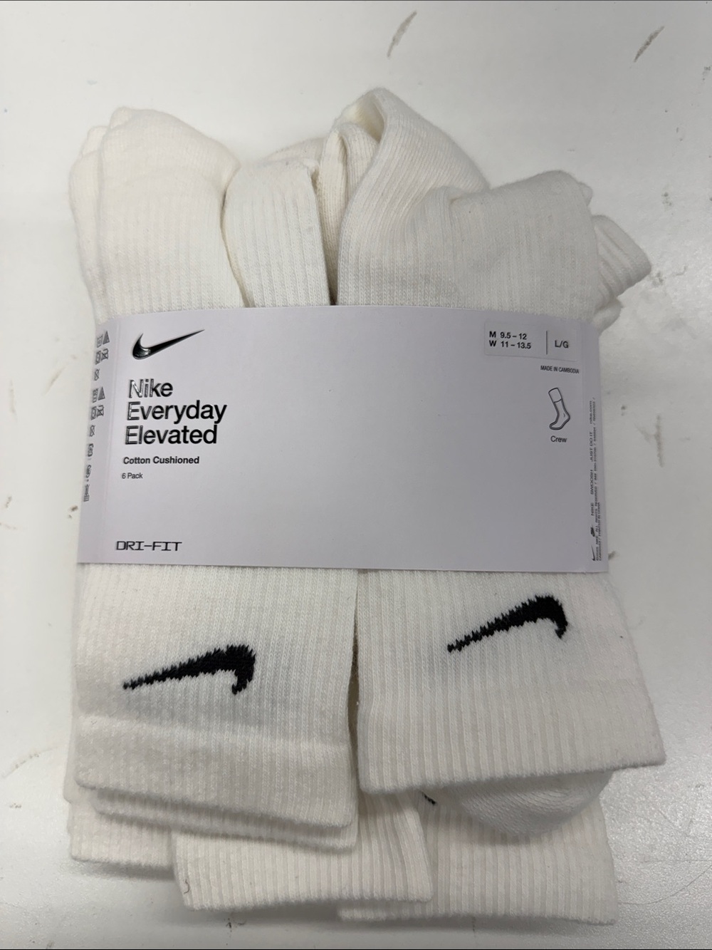 Nike White Crew Athletic Socks with Black Swoosh (6-Pack) 8-12 Men’s